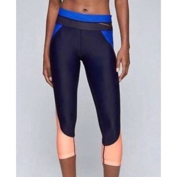 Athleta Medium Trissential Crop Leggings Triathlon Workout Colorblock Blue/Peach - Picture 1 of 5